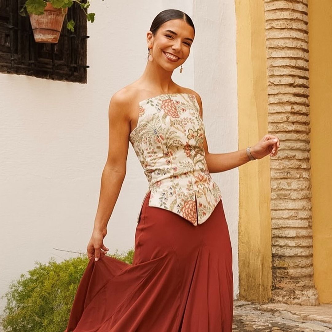 Un vestido repetido y muchas sandalias doradas: los looks de este fin de semana que veremos en más bodas esta primavera