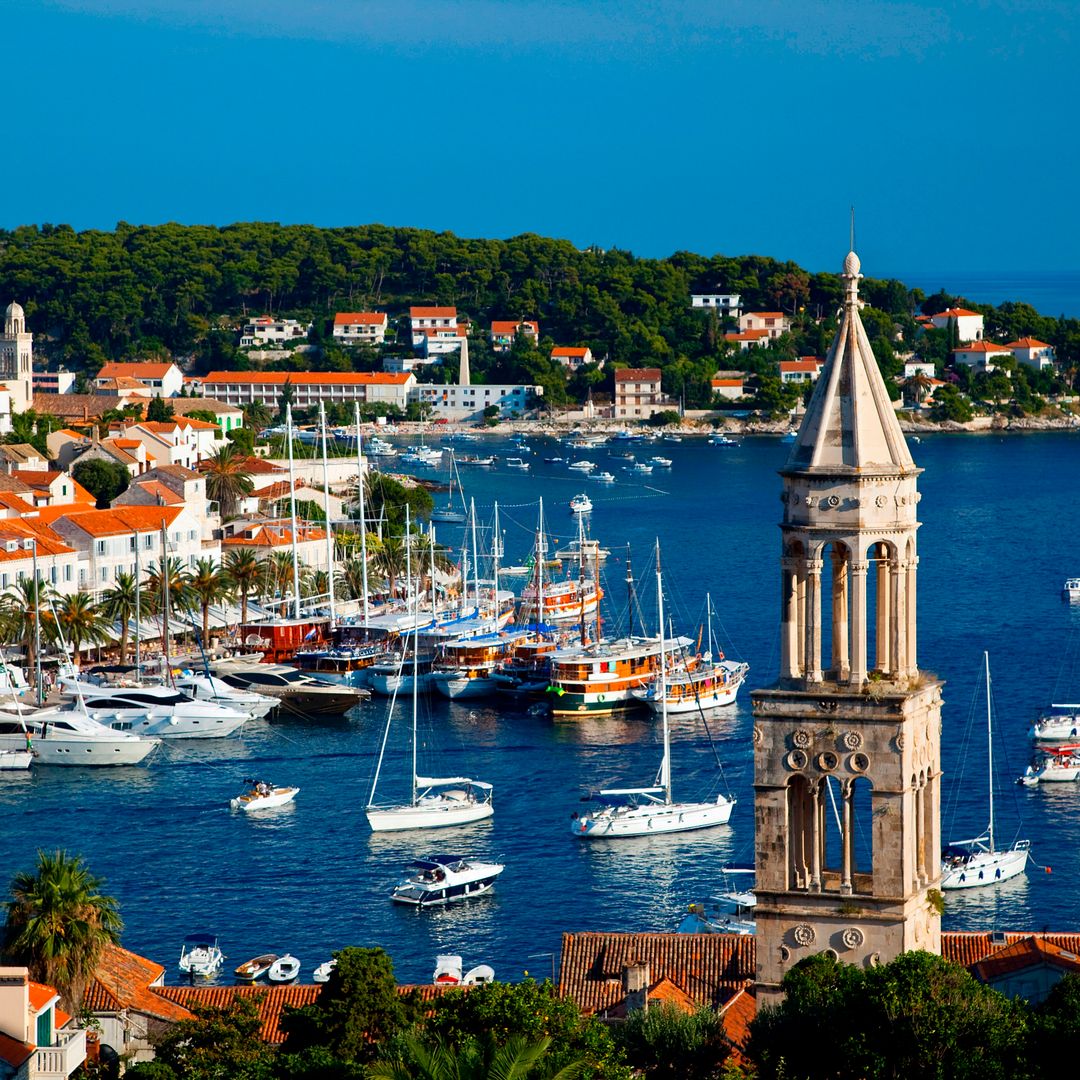 Así es la experiencia de navegar en velero por la costa de Croacia