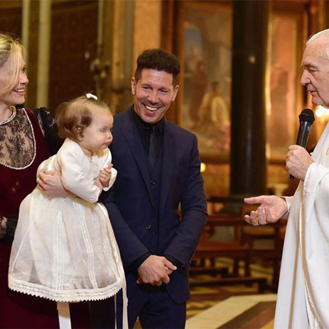 Carla Pereyra y Simeone bautizan a su hija Francesca en Buenos Aires