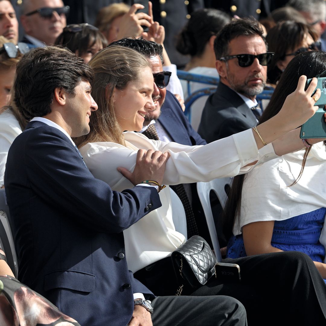 Irene Urdangarin y Juan Urquijo sacándose un selfie