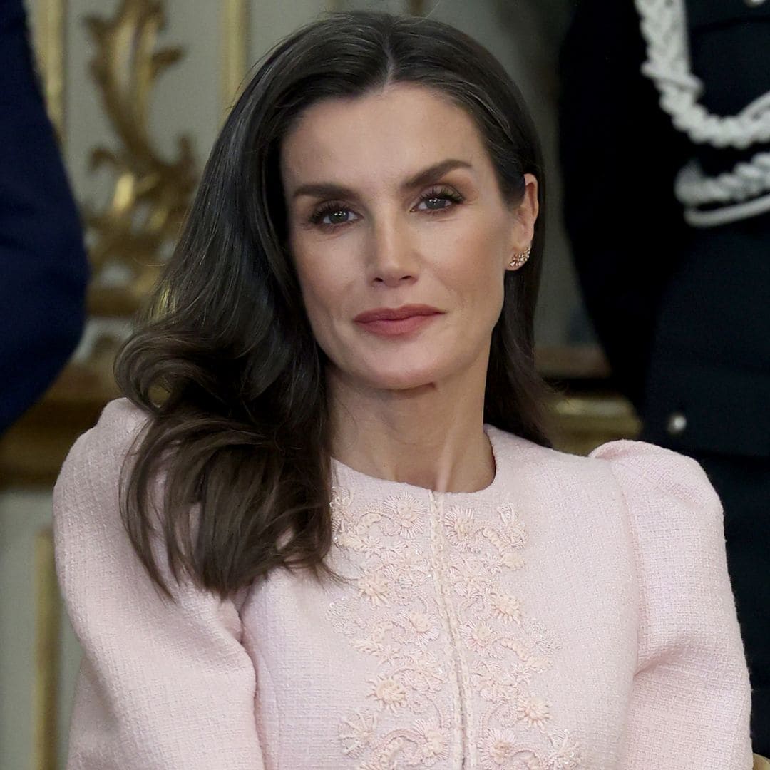 La reina Letizia confía en sus 8 claves de belleza infalibles para triunfar en Italia