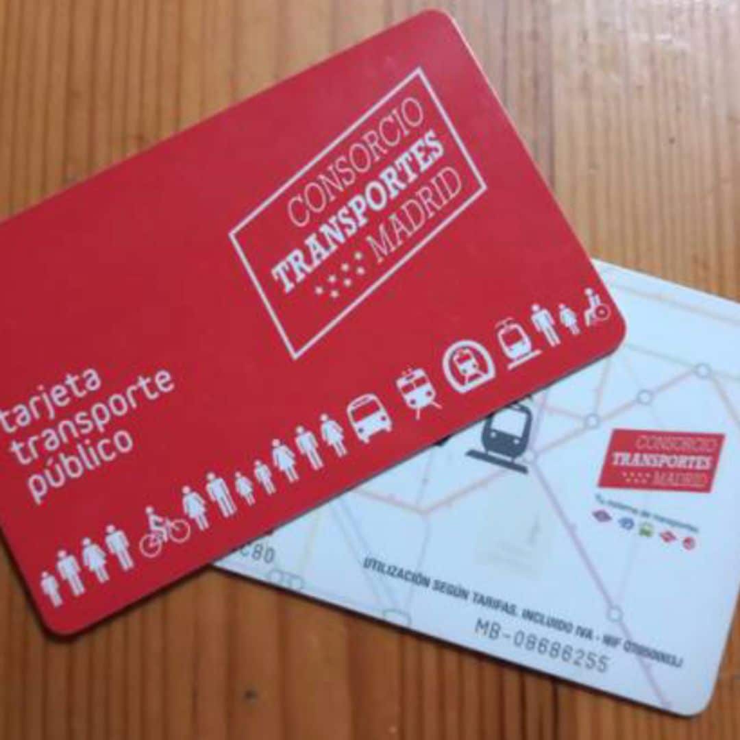 Confirmado por la Comunidad de Madrid: la tarjeta roja del abono transporte ya no podrá ser usada por estas personas