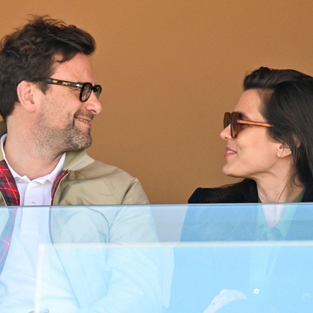'Érase una vez en Mónaco': Carlota Casiraghi escenifica su amor de cuento de hadas con Nicolas Mathieu por primera vez