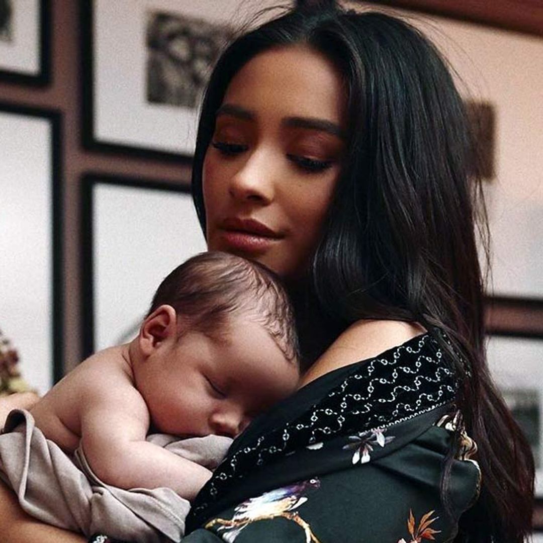 Shay Mitchell presenta a su hija y revela el nombre en un emotivo mensaje