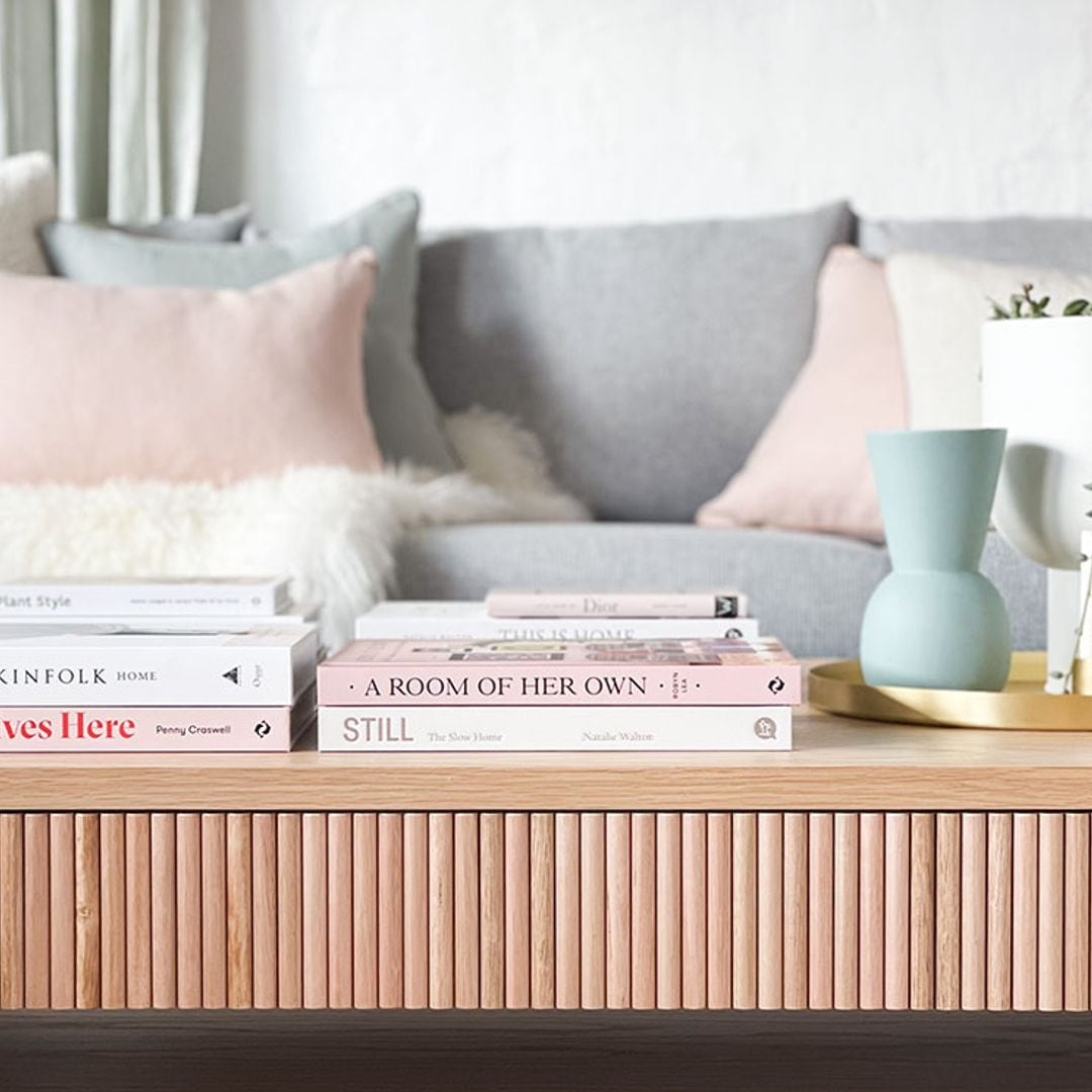 Descubre las mejores ideas para organizar tus libros en casa
