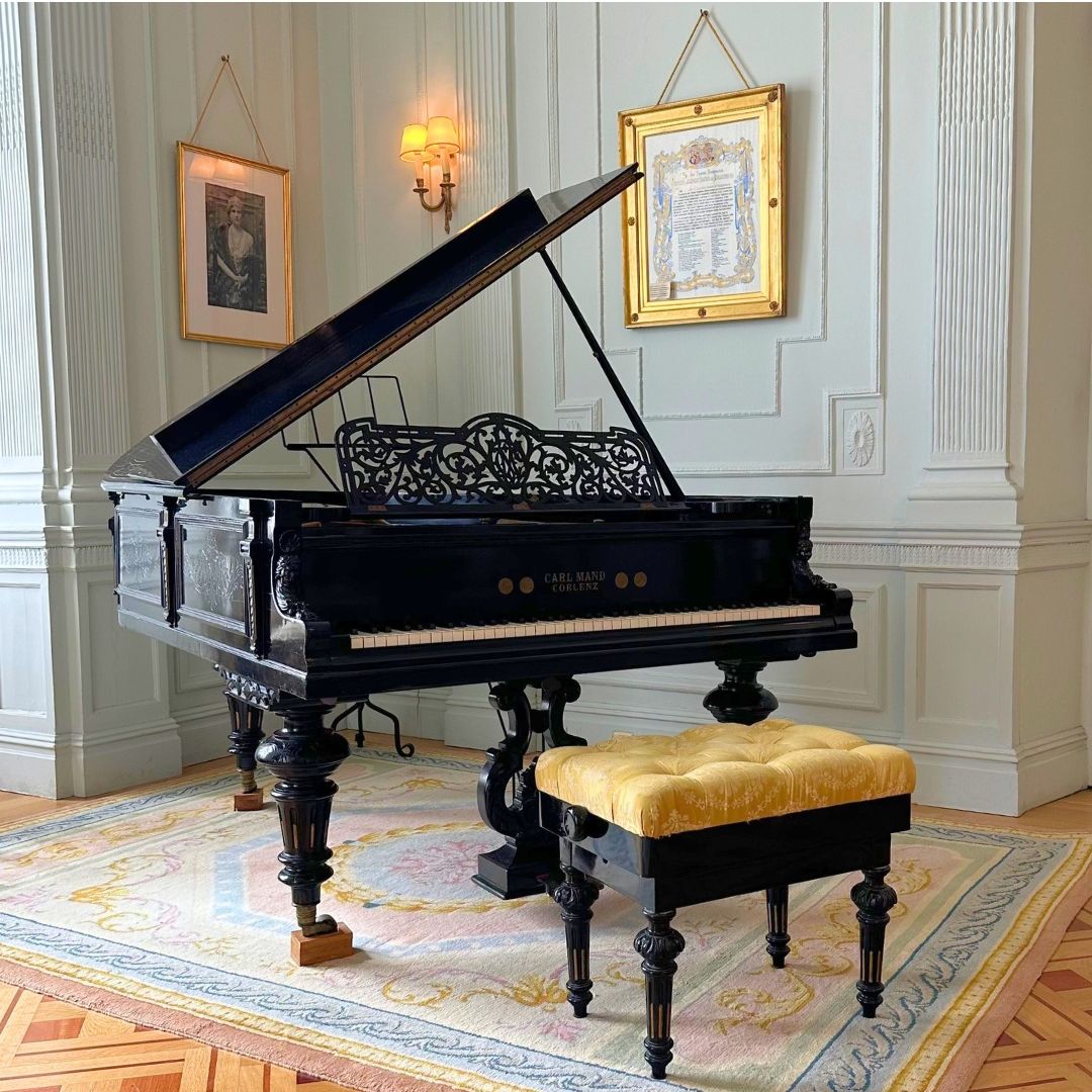 Piano Carl Mand Colbenz, fabricado en Alemania en 1835, Palacio de la Magdalena, Santander.