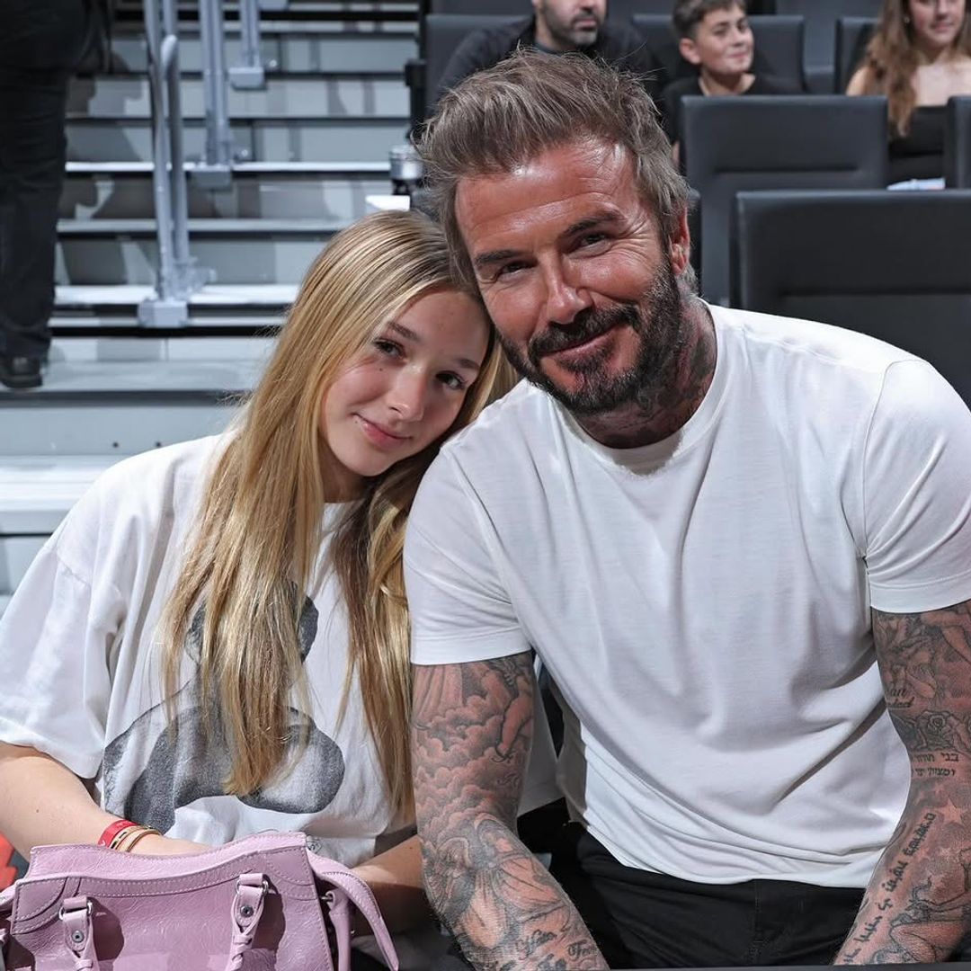 Harper Beckham vuelve a maquillar a David y eclipsa la crisis familiar
