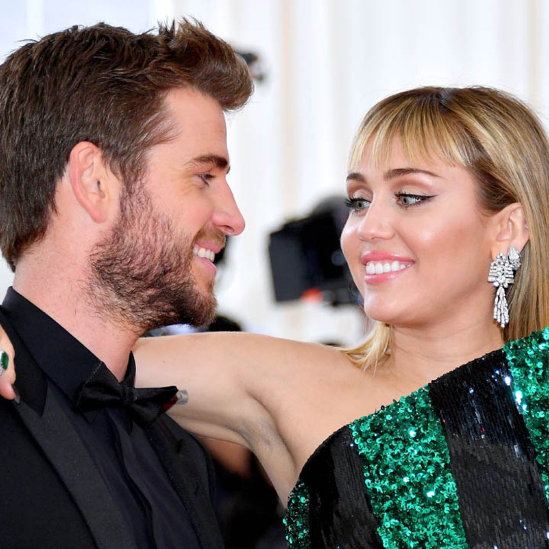 ¿Acaba Miley Cyrus de dirigirse a Liam Hemsworth por el aniversario de 'Malibu'?