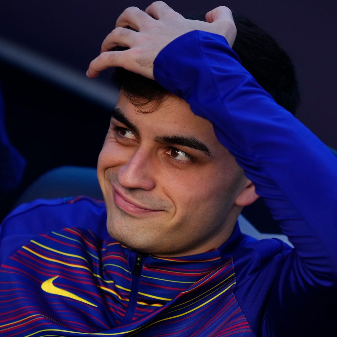 Pedri presenta oficialmente a su novia Alejandra en el Camp Nou: la imagen que confirma la relación