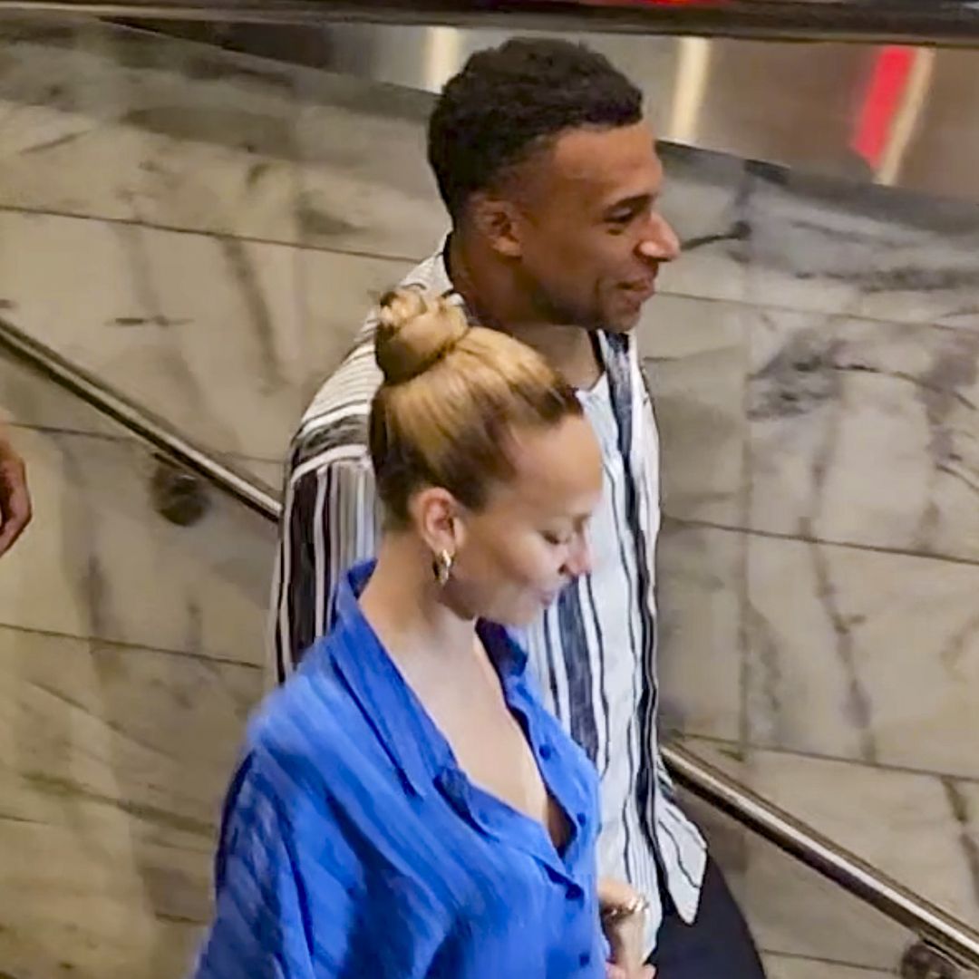 Ester Expósito y Kylian Mbappé, tomados de la mano, disfrutan de la vida nocturna de Miami tras el Mundial 2026