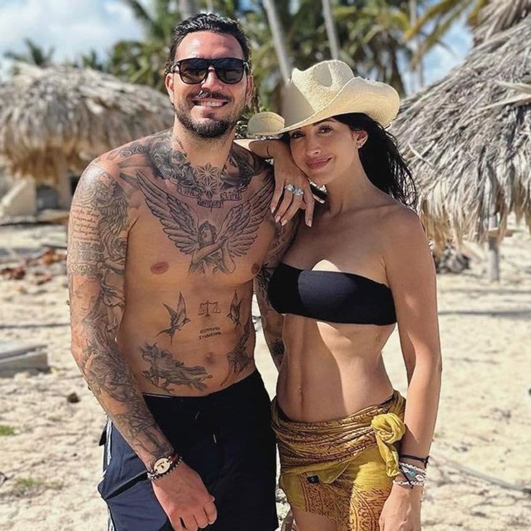 Noelia López empieza el año en el paraíso con su novio y su familia numerosa