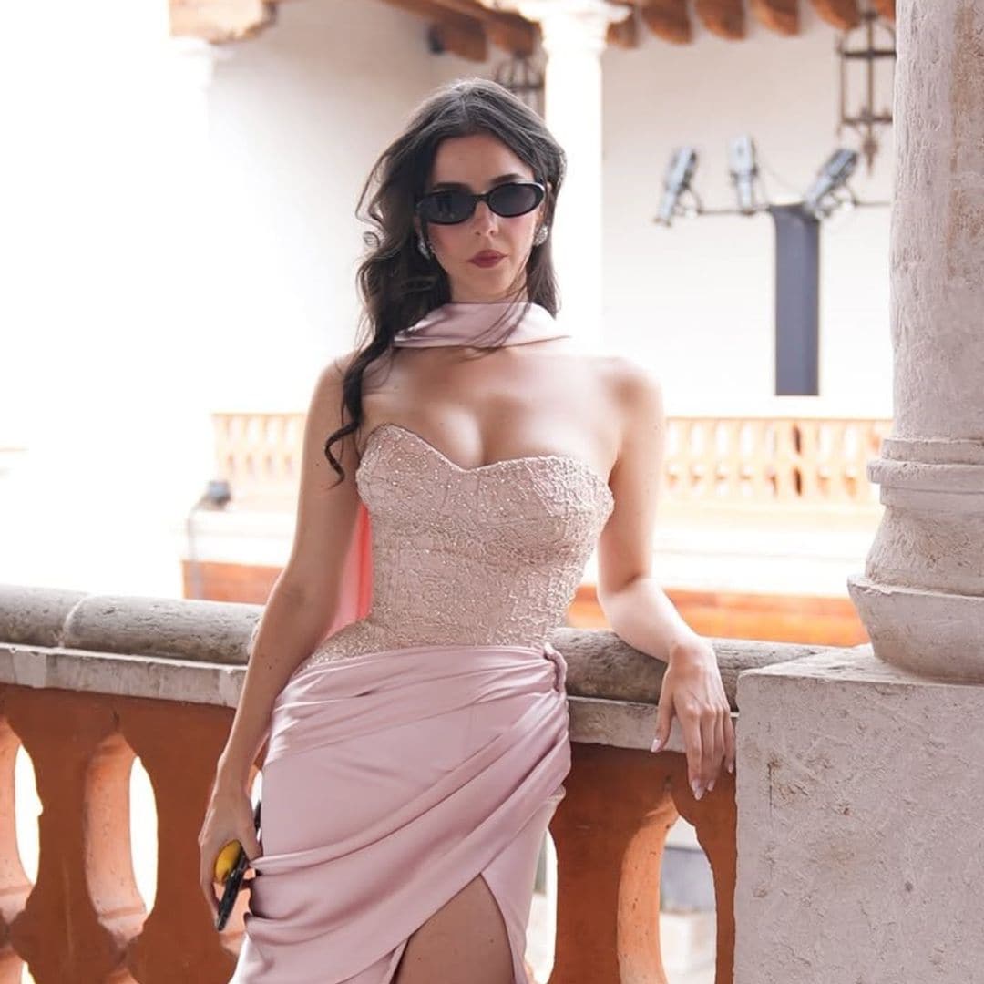 A detalle el vestido de Ana Paula Capetillo en la boda de su hermana Ale