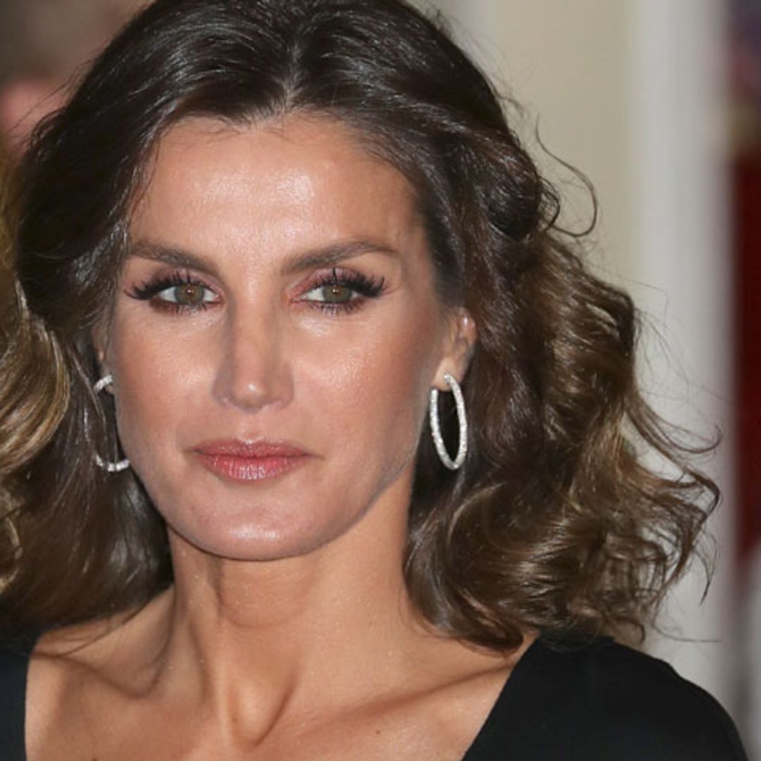 Los estrenos de la Reina con los que renueva su imagen más seductora y sofisticada