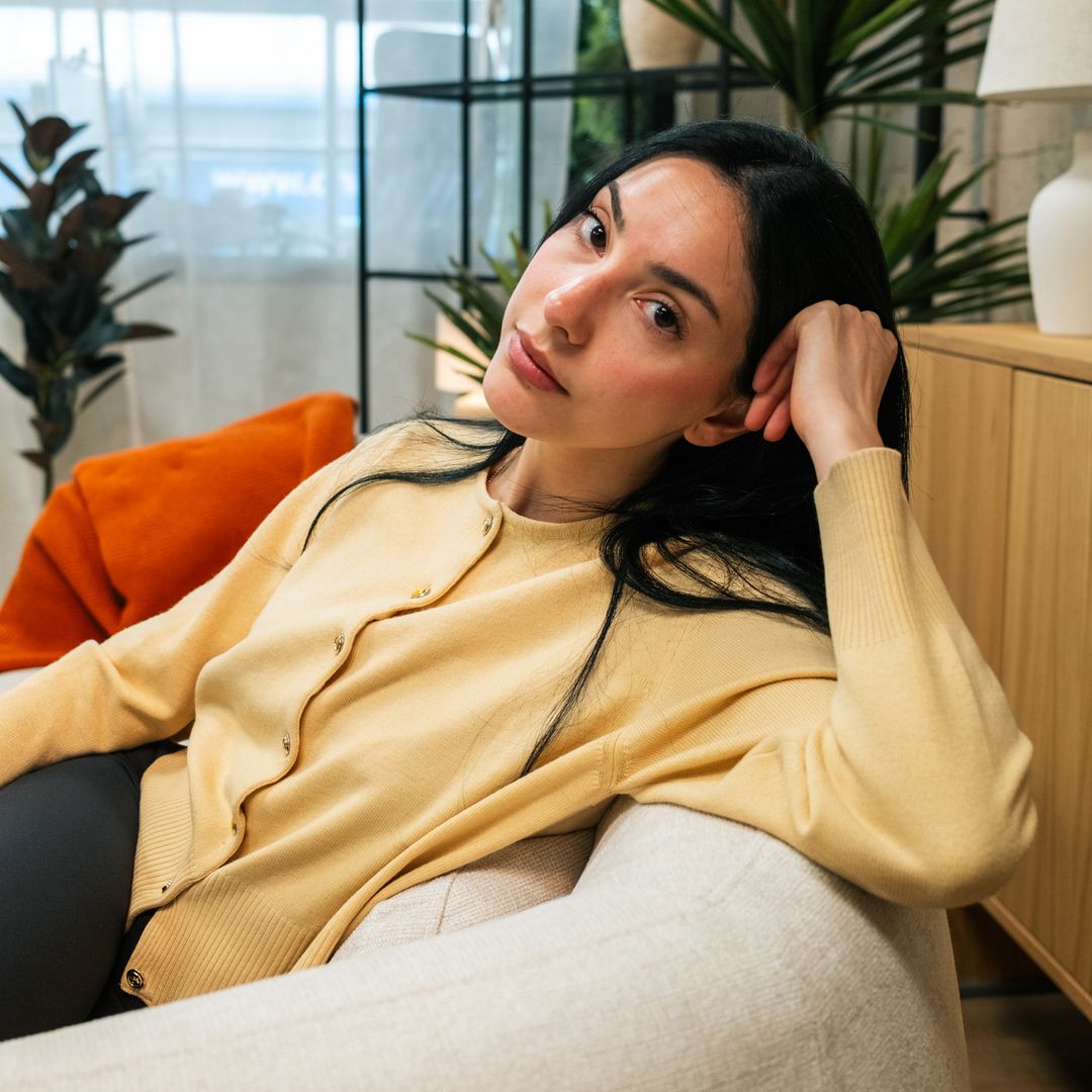 Esther Boada, psicóloga: "Creemos que cuando consigamos eso que deseamos, nos sentiremos felices, pero nuestra mente se acostumbra muy rápido y enseguida mira al siguiente objetivo"