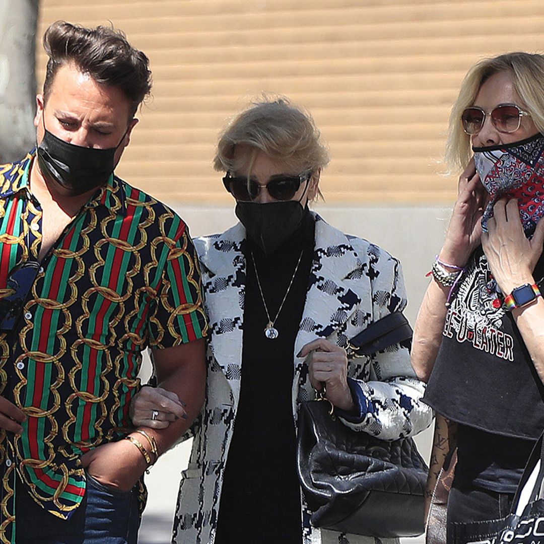 Un mes después de su ingreso, Mila Ximénez sale a comer con su amiga Belén Rodríguez