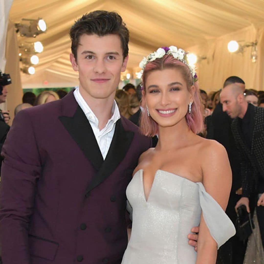 Hailey Baldwin y Shawn Mendes posan por primera vez juntos