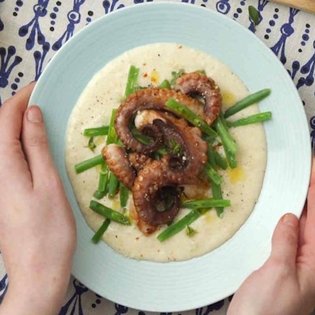 Pulpo sobre crema de patatas