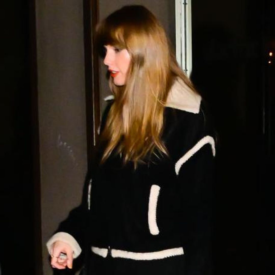Minifalda y mocasines, el secreto de Taylor Swift para lucir piernas XXL