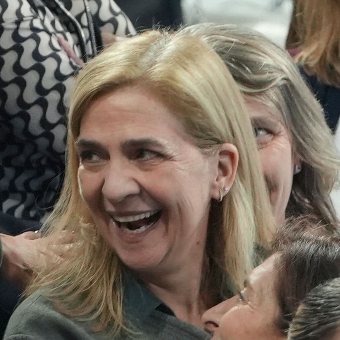 Primeras imágenes de la infanta Cristina e Iñaki Urdangarin en un partido de su hijo Pablo tras la comentada entrevista