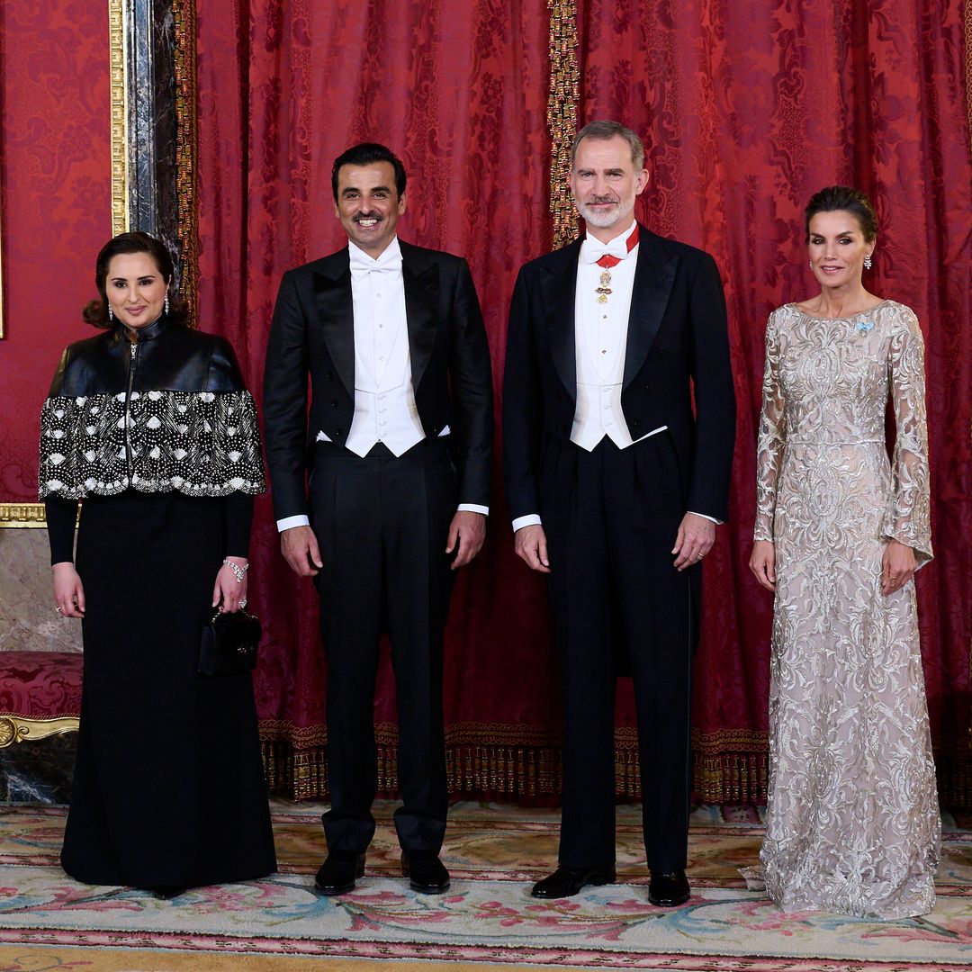 Felipe VI llama al emir de Catar para trasladarle personalmente sus condolencias tras la muerte del Emir Padre