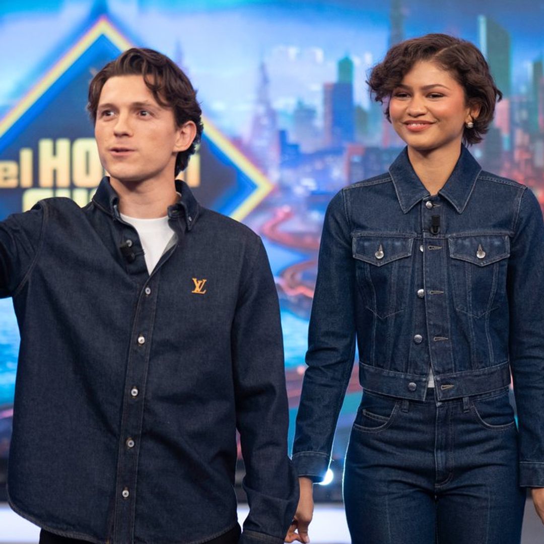 Así hemos vivido la entrevista de Tom Holland y Zendaya a 'El Hormiguero' desde dentro: looks a juego, bromas fuera de cámara y un momento muy emotivo