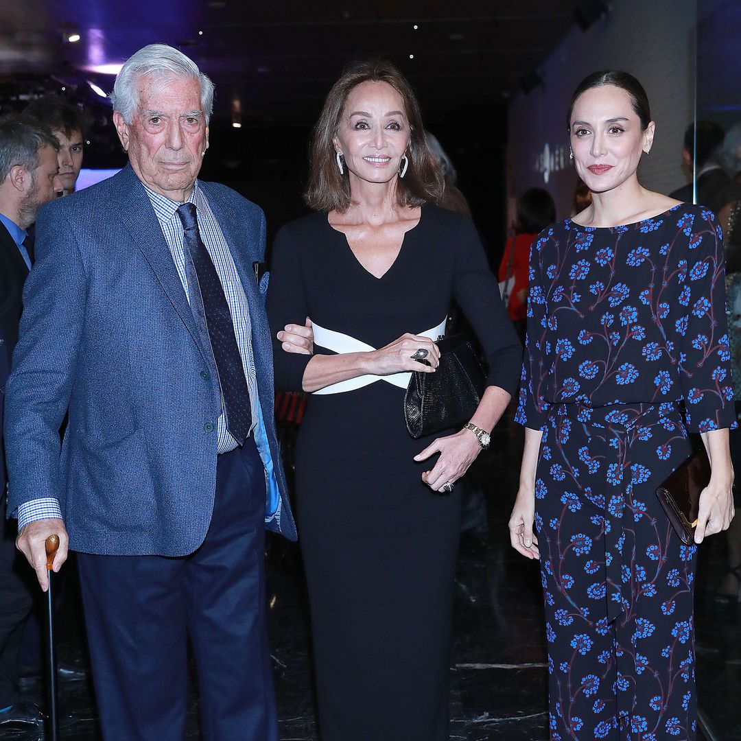 Isabel Preysler recibió la noticia de la muerte de Mario Vargas Llosa rodeada de sus hijos 