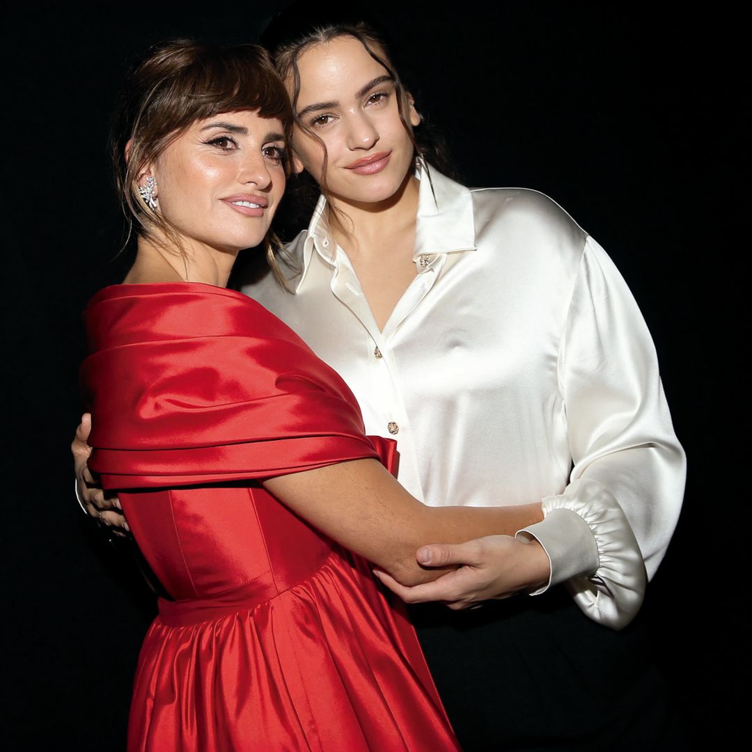 Rosalía con Penélope Cruz