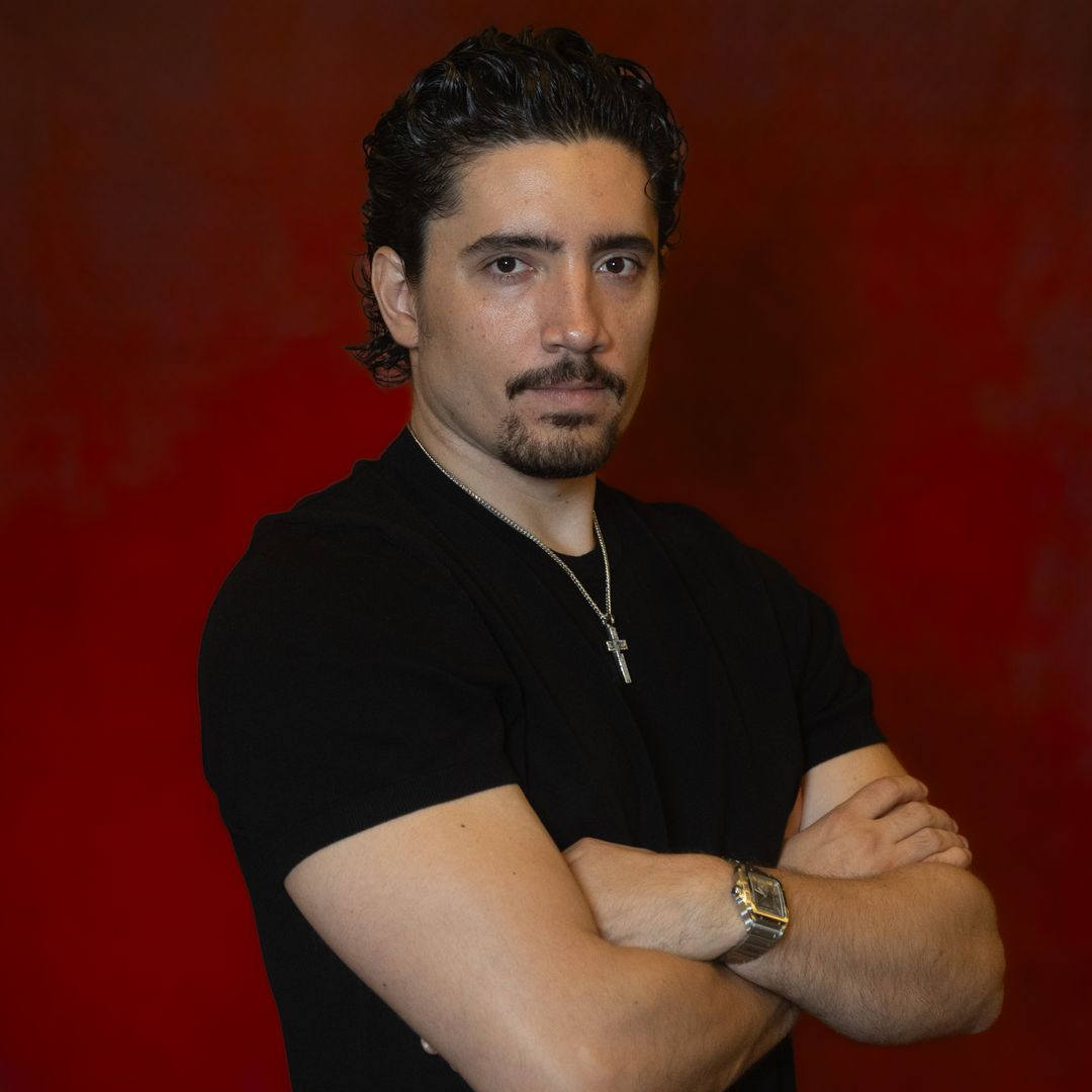 La salud de Alex Fernández preocupa a sus fans; su mánager revela detalles sobre su estado