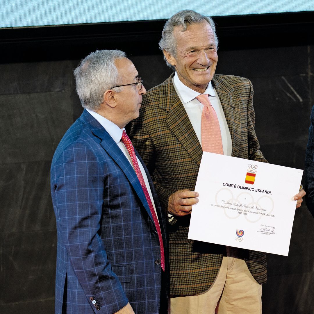 Astolfi junto al presidente del COE, Alejandro Blanco, hace cuatro años en un homenaje a los deportistas españoles que participaron en los Juegos de Calgary y Seúl 1988