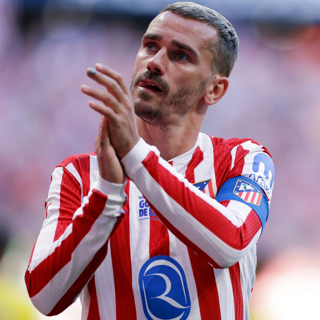 El emotivo adiós de Griezmann al Atlético de Madrid deja unas imágenes inolvidables junto a su mujer, Erika Choperena y sus 4 hijos
