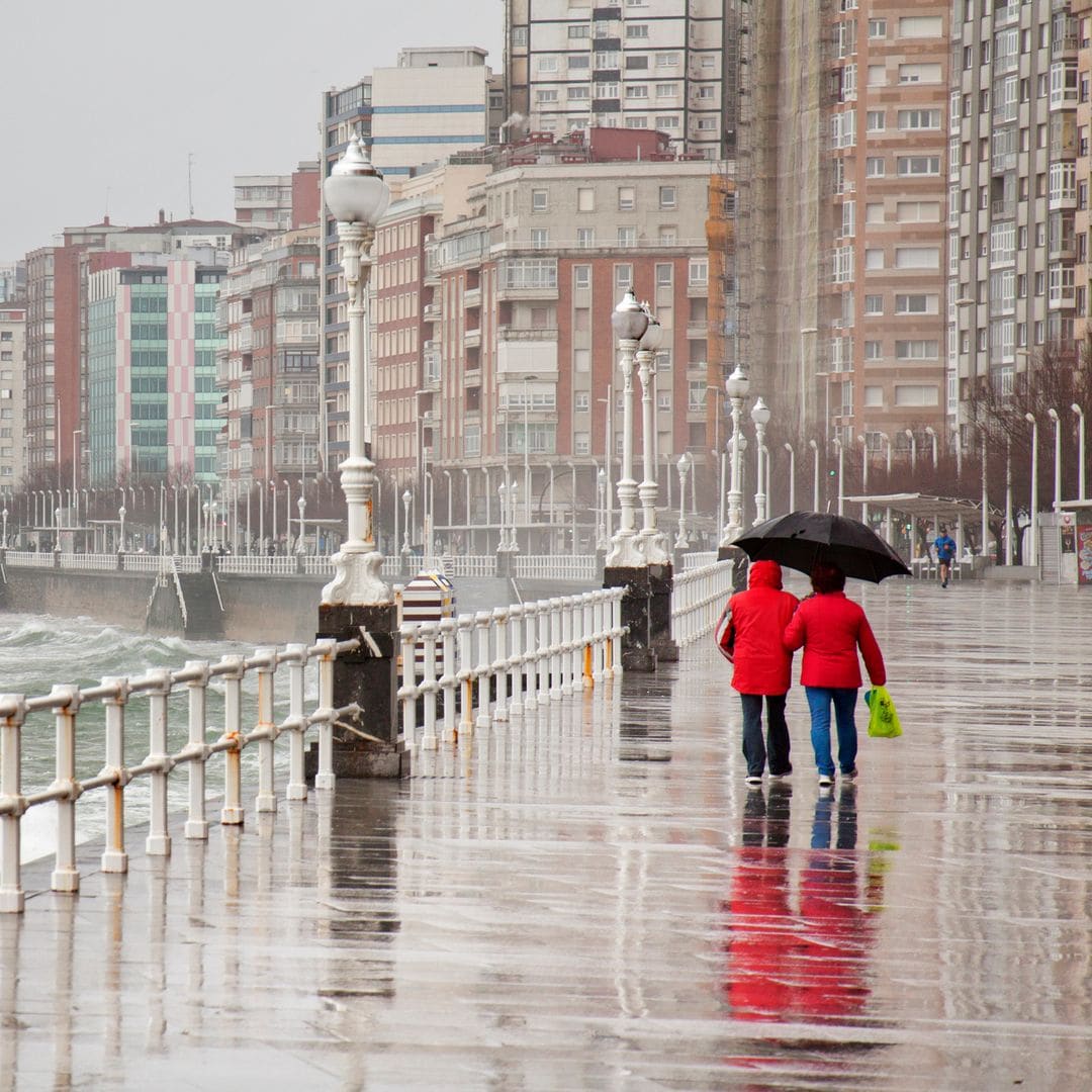 AEMET alerta de la llegada de una ciclogénesis explosiva: estas son las zonas que sufrirán el temporal