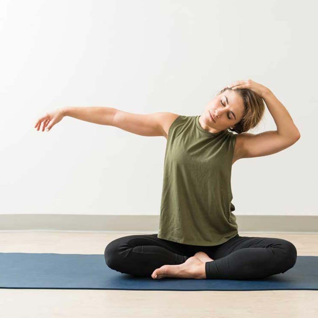 Tres estiramientos básicos para realizar tras tu rutina de entrenamiento