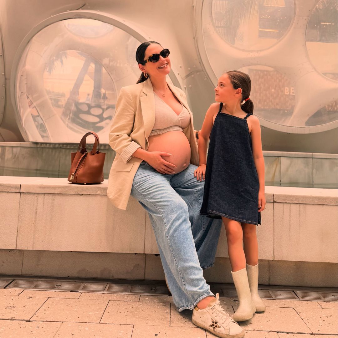 El dulce momento en el que Megan, hija de Michelle Galván, conoce a su hermanito