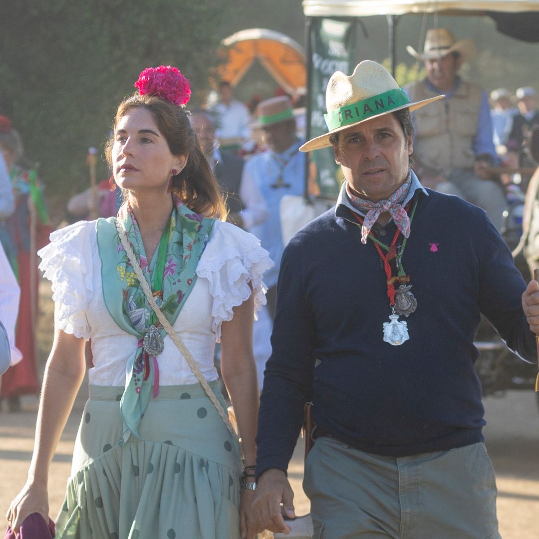 Los hijos de Lourdes Montes y Fran Rivera conquistan El Rocío entre volantes, tradición y emoción
