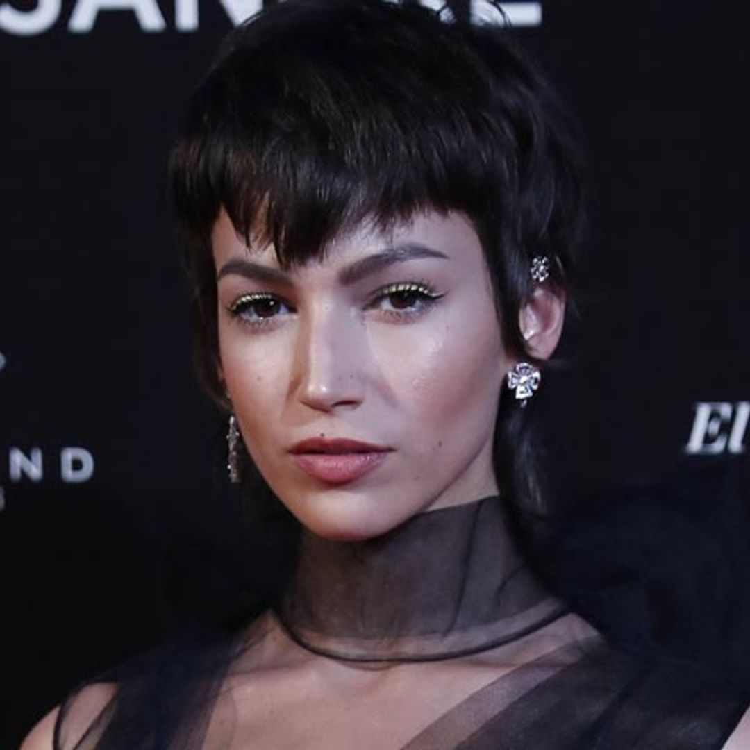 Úrsula Corberó cuenta cómo lleva la distancia con su novio, Chino Darín