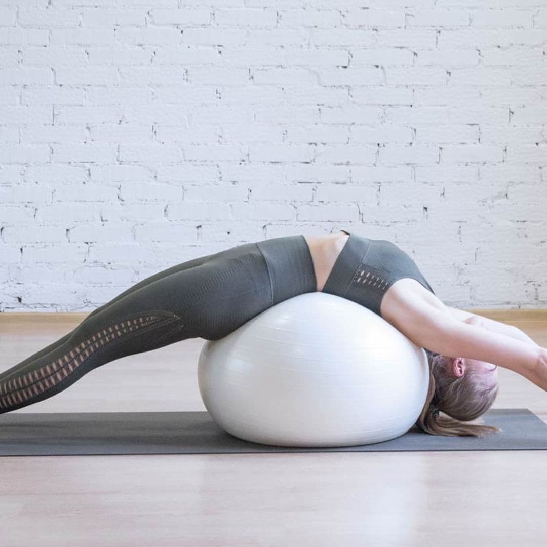 Los ejercicios de pilates que mejor protegen tu espalda