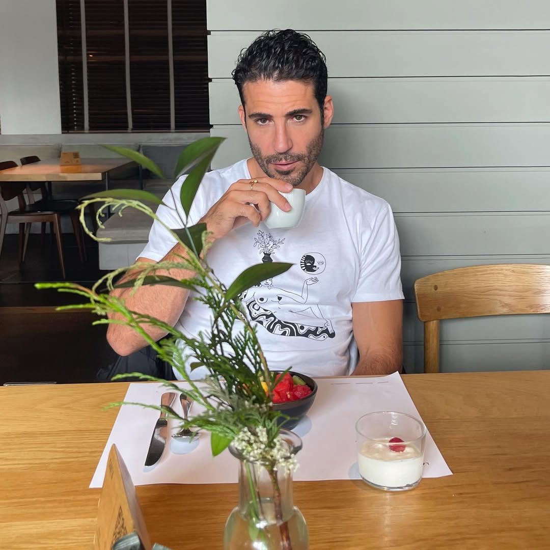 El viaje de Miguel Ángel Silvestre a Punta Cana tras conocerse el embarazo de Rebeca Toribio: los detalles y quién es la mujer con la que se ha encontrado
