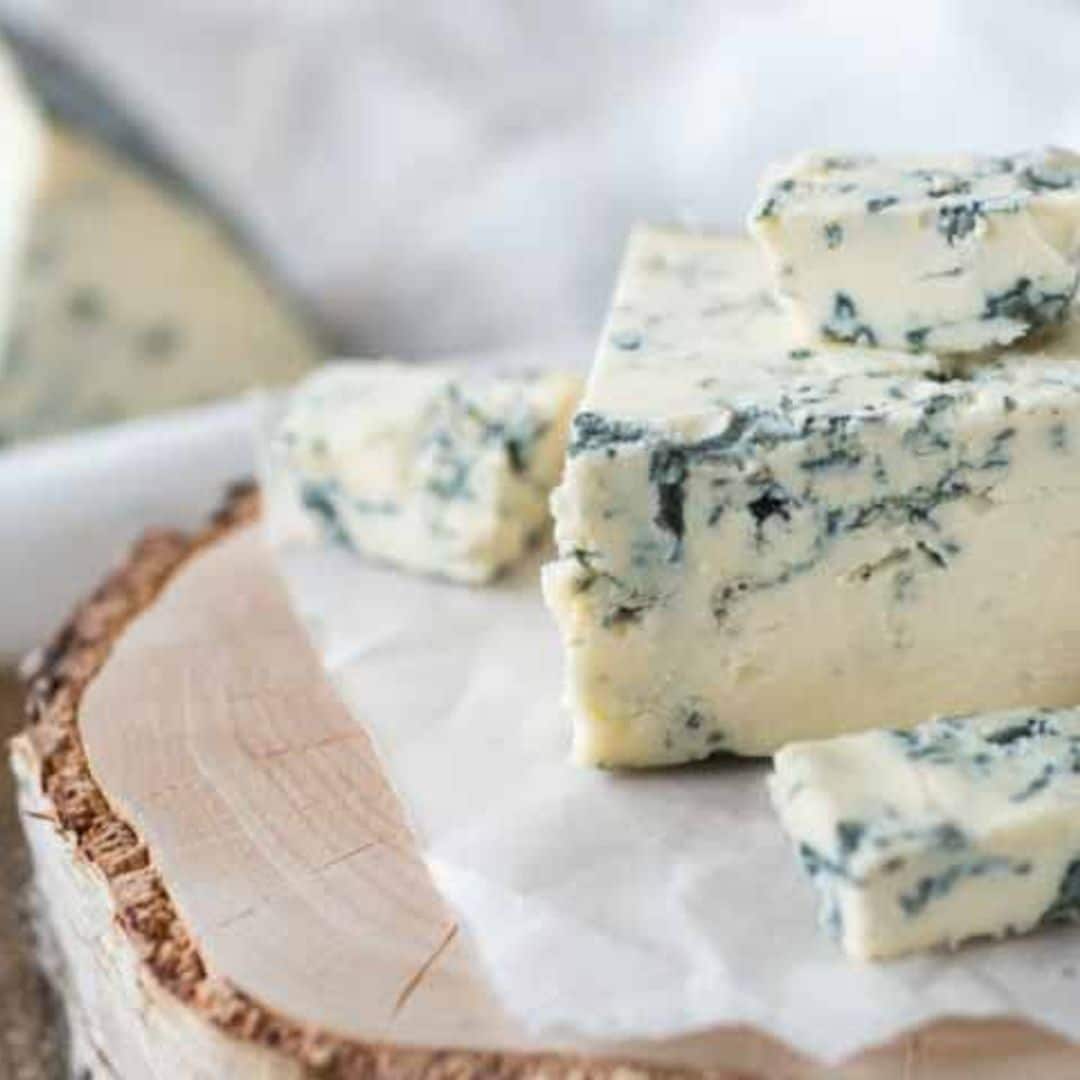 Platos con queso azul para amantes de los sabores fuertes