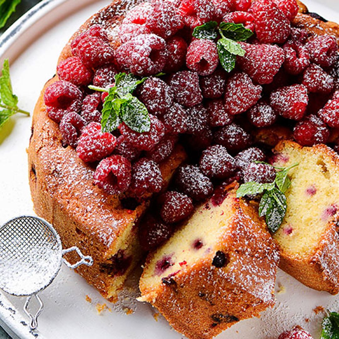 Bizcocho de yogur y frambuesas