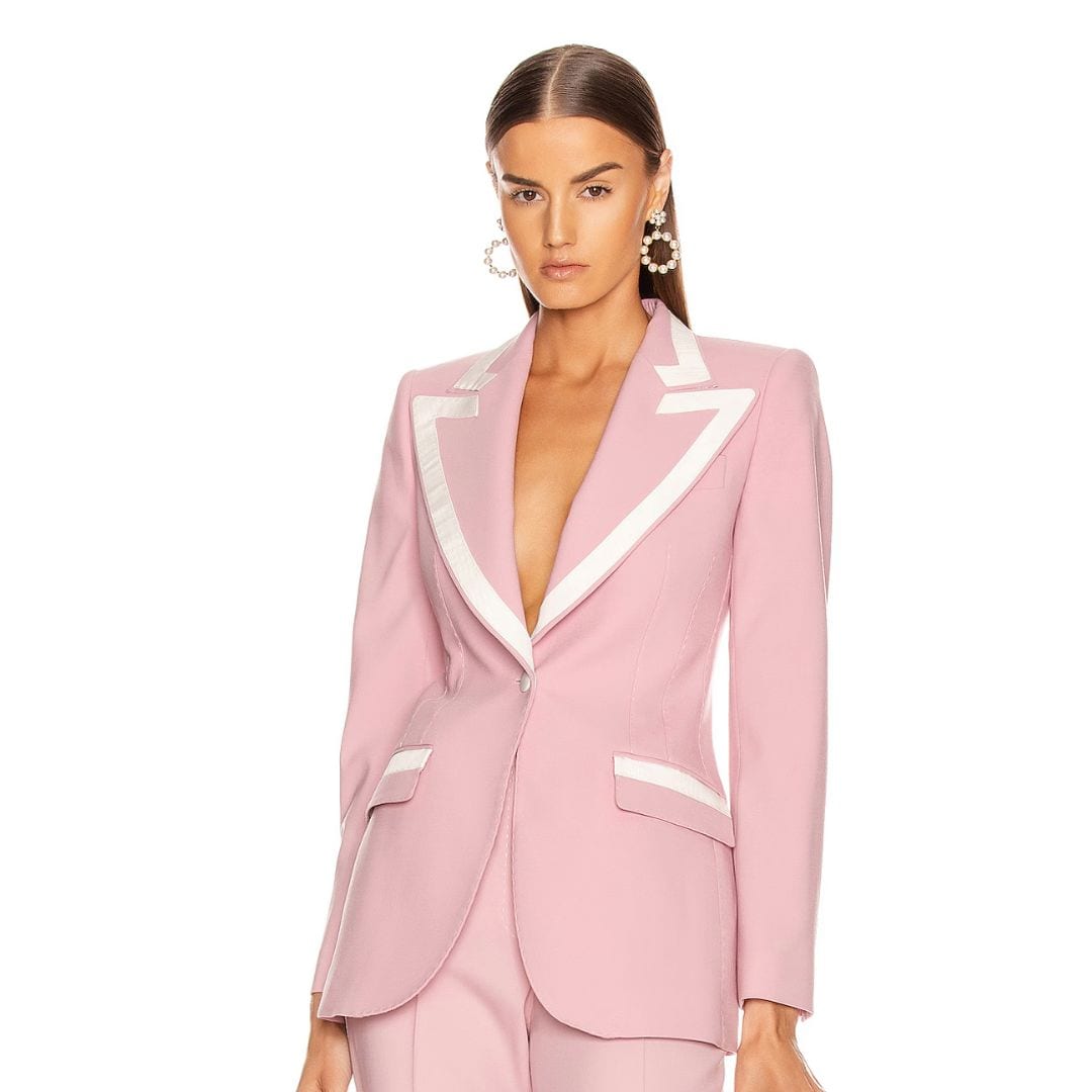 El traje que utiliza Belinda durante un episodio de la serie.