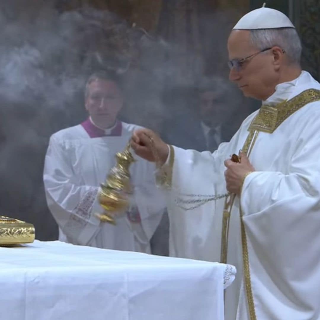 Comienza en la Capilla Sixtina la primera misa del Papa León XIV