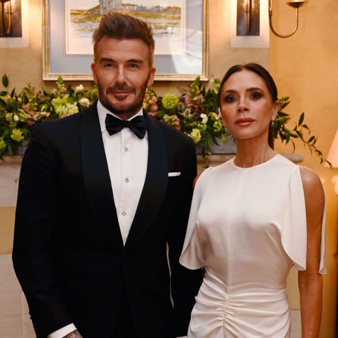 El truco insólito de Victoria Beckham para dormir con David (¡ni te lo imaginas!)