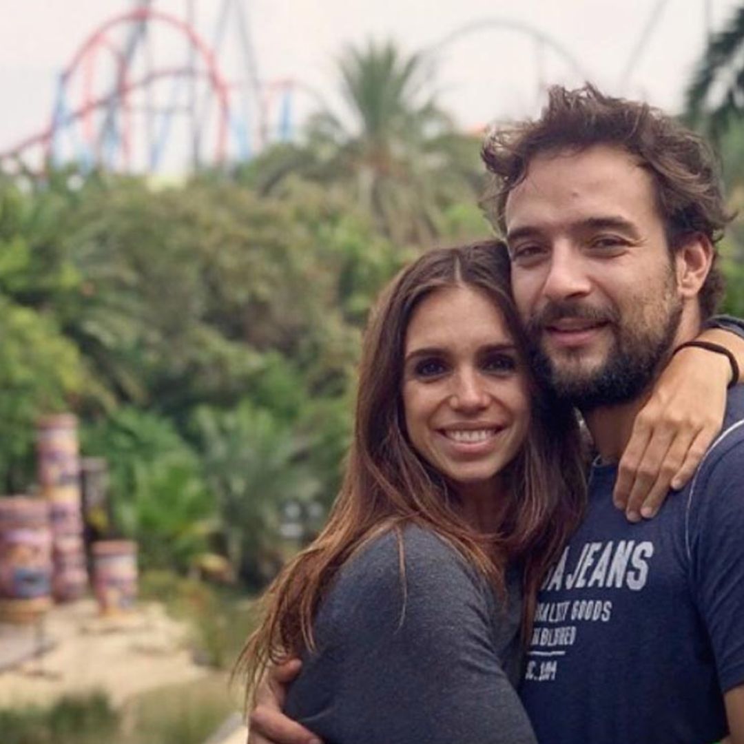 Elena Furiase y Gonzalo Sierra se disfrazan de dos conocidos ladrones, ¿adivinas quiénes son?
