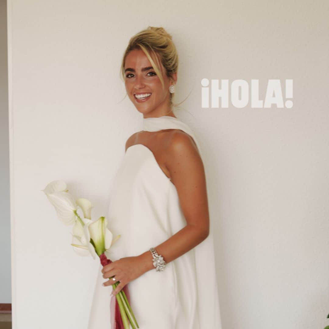 Primera imagen de Paty Sánchez Flores en su boda con Javier Millet: un vestido de escote 'media luna' y fular al cuello