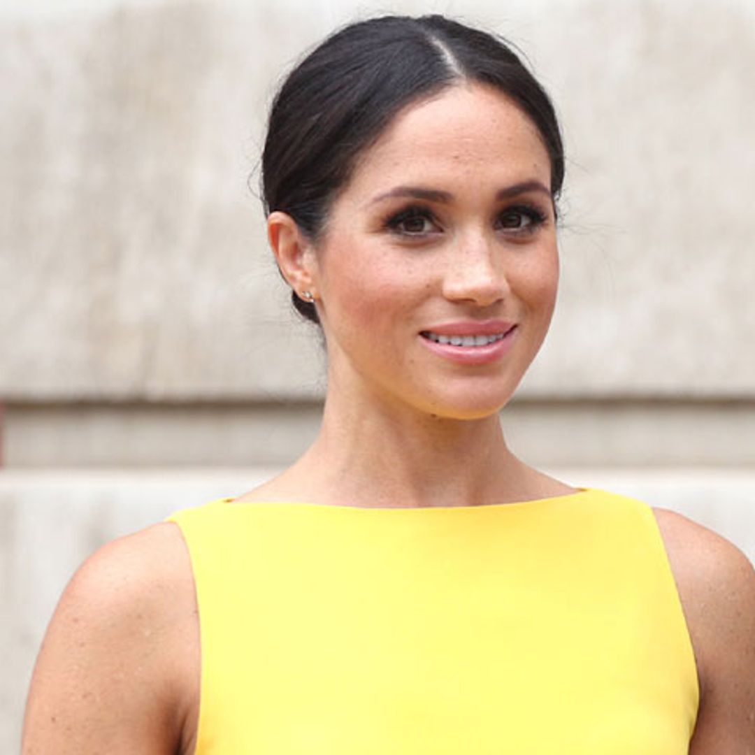 El brazalete con mensaje que Meghan estrenó hace 2 años y pasó desapercibido