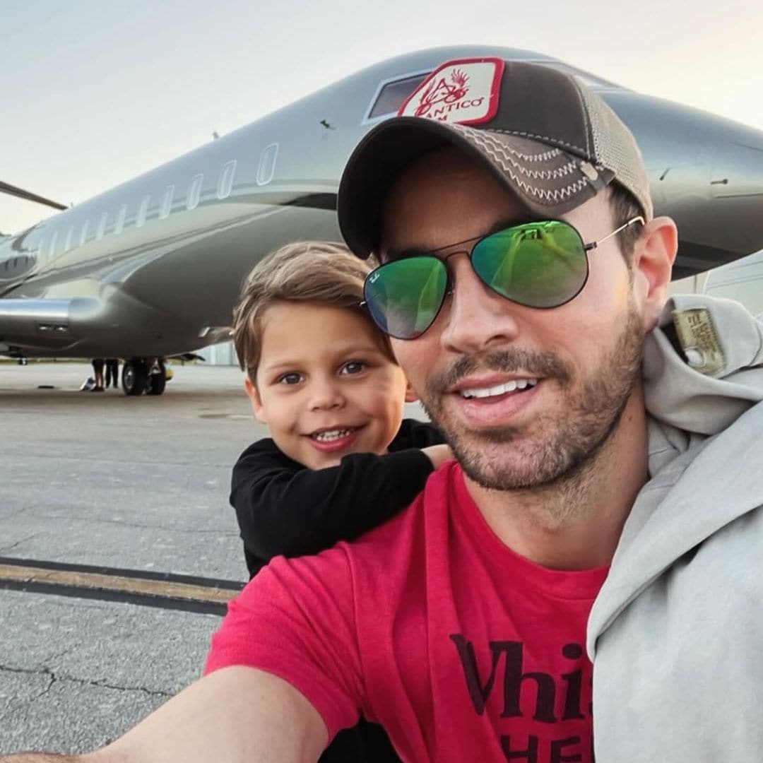 La faceta más desconocida de Enrique Iglesias al cumplir 50: padre, marido de Kournikova y hermano ejemplar