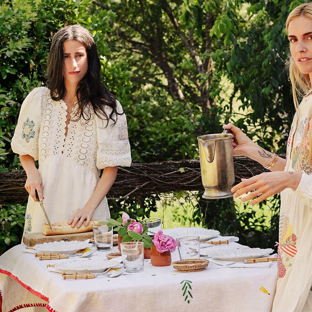 Blanca Miró & Olivia Álvarez: vanguardia de moda en una masía del siglo XII