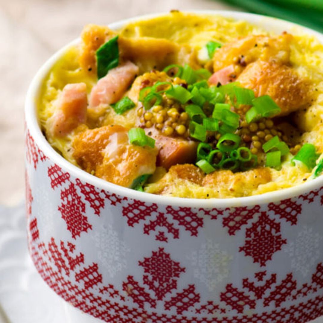 'Mug cake' de huevo y pollo