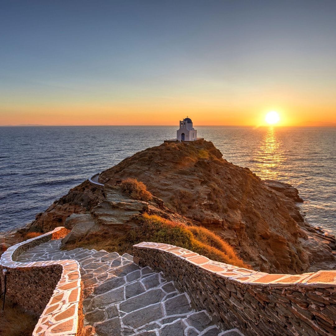 Iglesia de los Seis Mártires en Kastro, Sifnos, islas cícladas, grecia