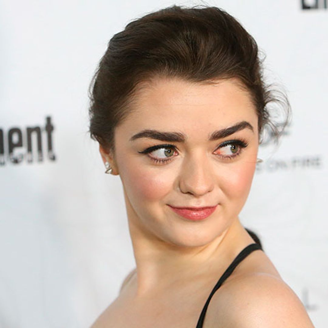 ¡Saca el máximo partido a tus ojos como lo hace Maisie Williams!